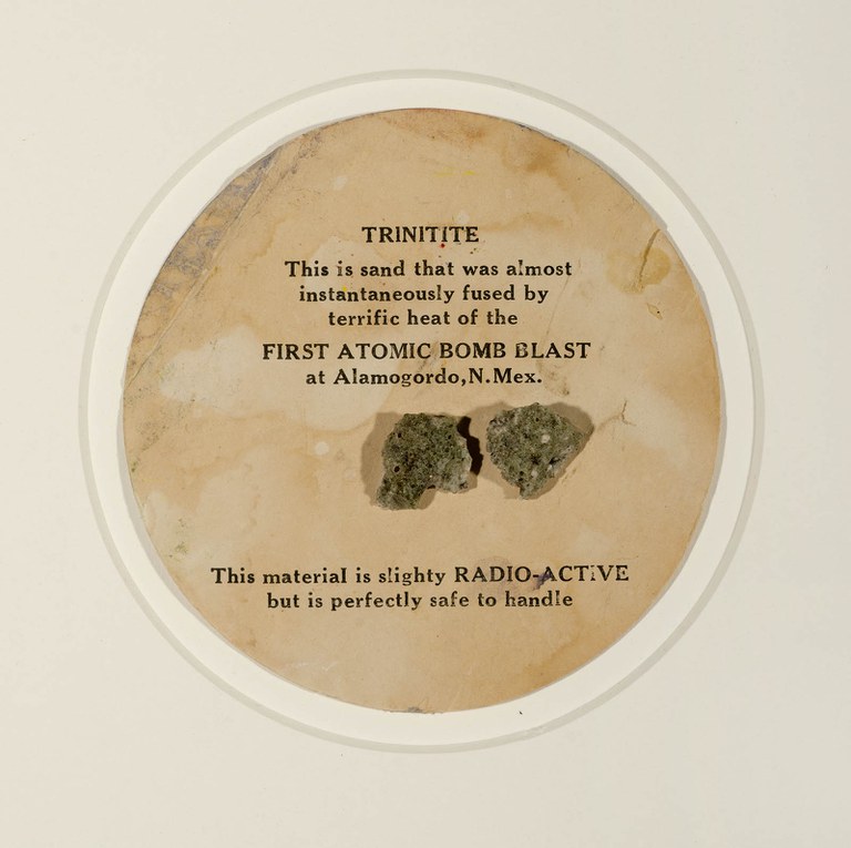 Trinitite, 1945