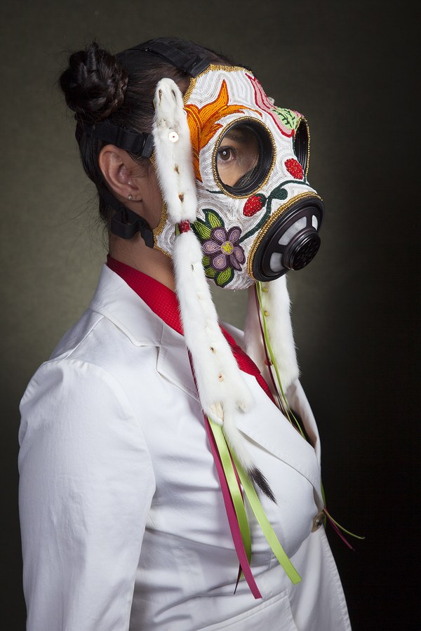 Naomi Bebo, Beaded Mask, 2015 Naomi Bebo, Beaded Mask, 2015