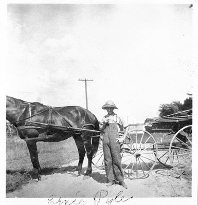 Ernie Pyle in his late teens, Dana, Indiana, c. 1918, Courtesy Special Collections Library, Albuquerque/Bernalillo County Library System