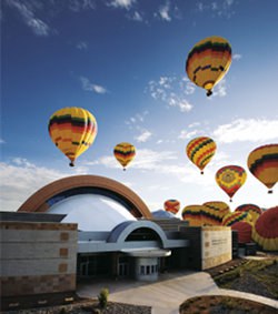 balloon-museum-facade-with-balloons