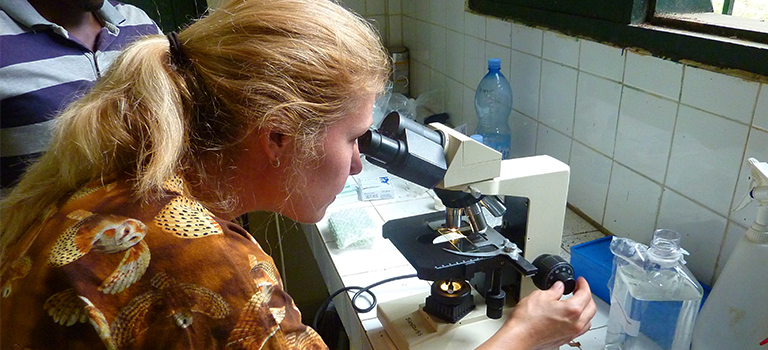 biopark-research-microscope-abidjan