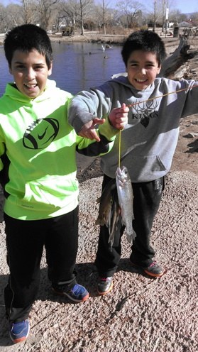 Kids Fish at Tingley Beach caption:Photo courtesy of Teresa Martinez.