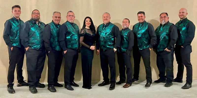 The Black Pearl Band NM