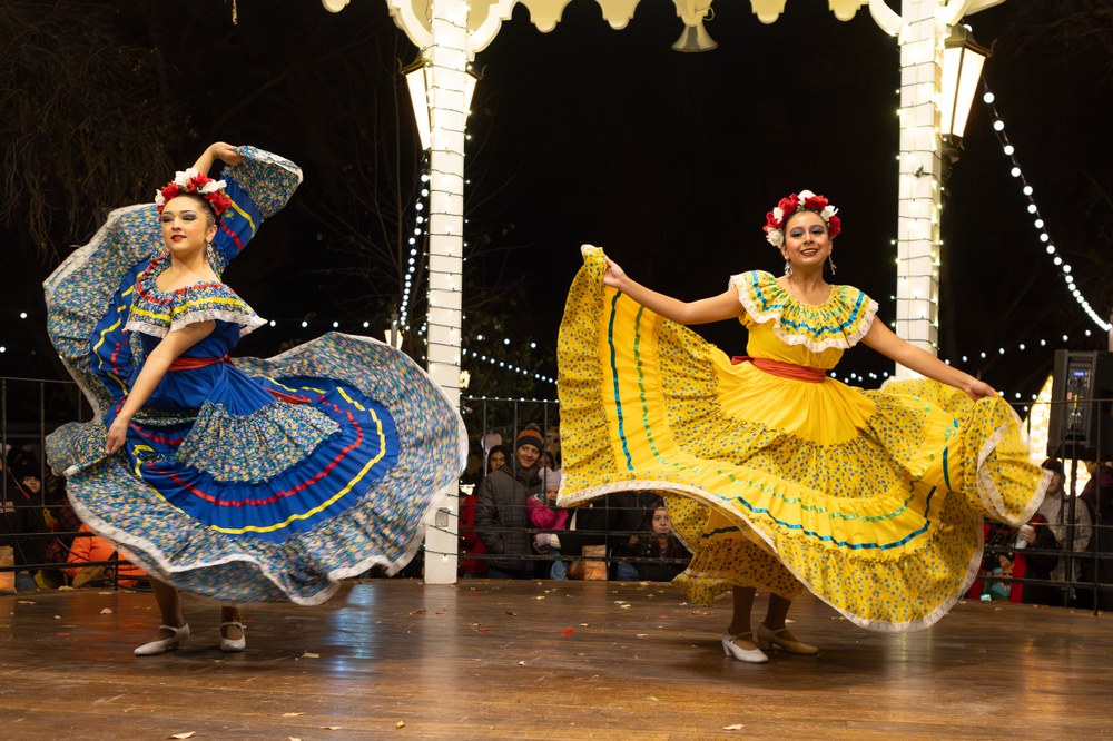 2023 OT Holiday Stroll 5 2023 OT Holiday Stroll 5