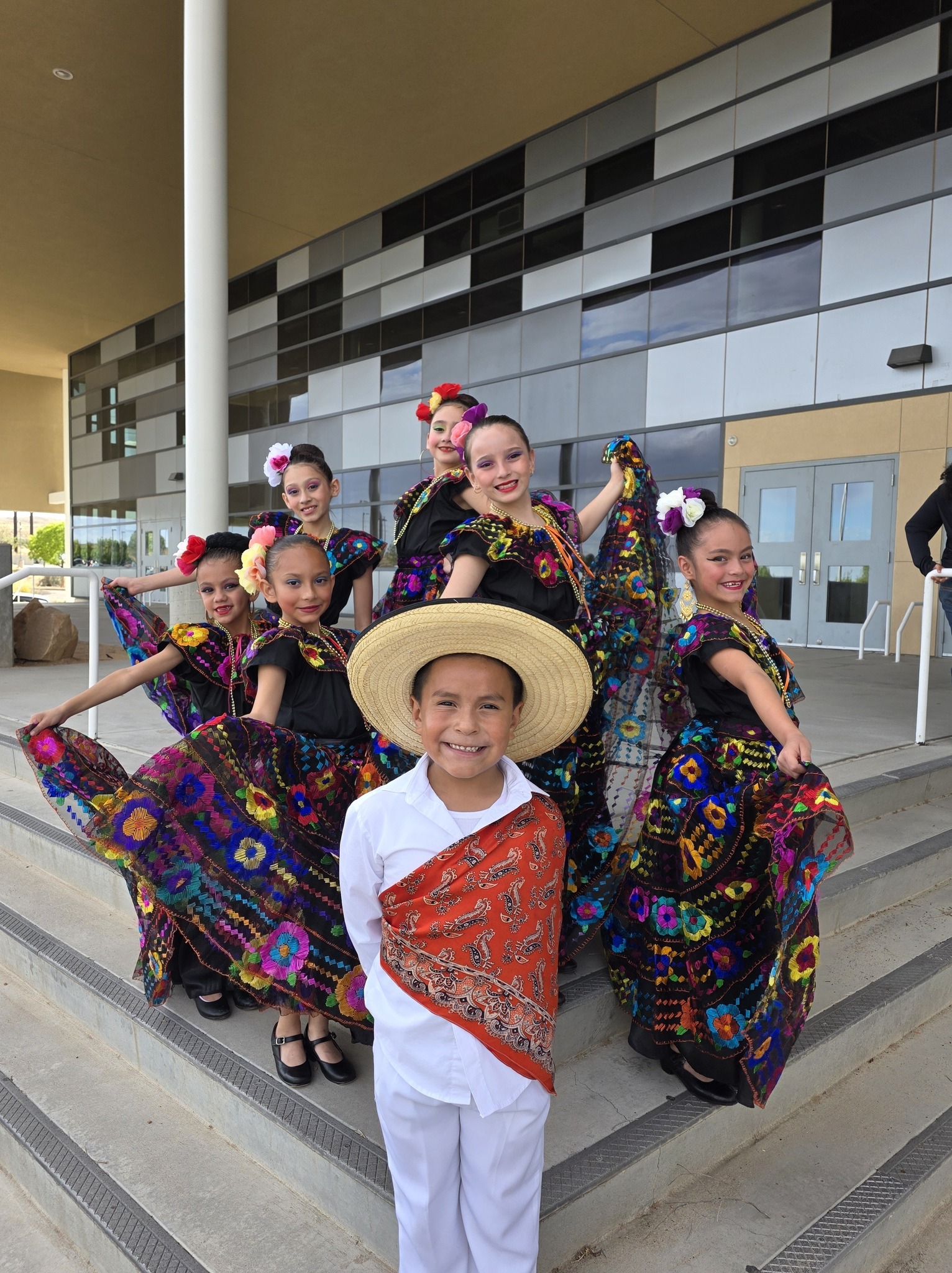 Ballet Folklórico Fiesta Mexicana SBCC