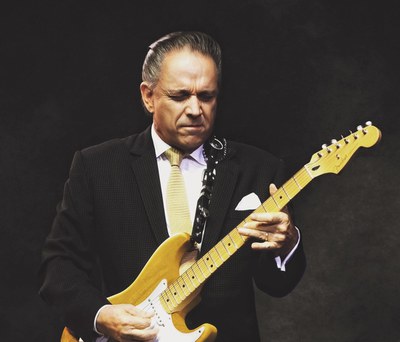 Jimmie Vaughan & The Tilt-A-Whirl Band