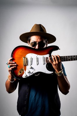 Levi Platero and Chris Dracup: Funk of the West