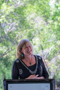 Stories of Us Honors Retiring City Arts & Culture Director