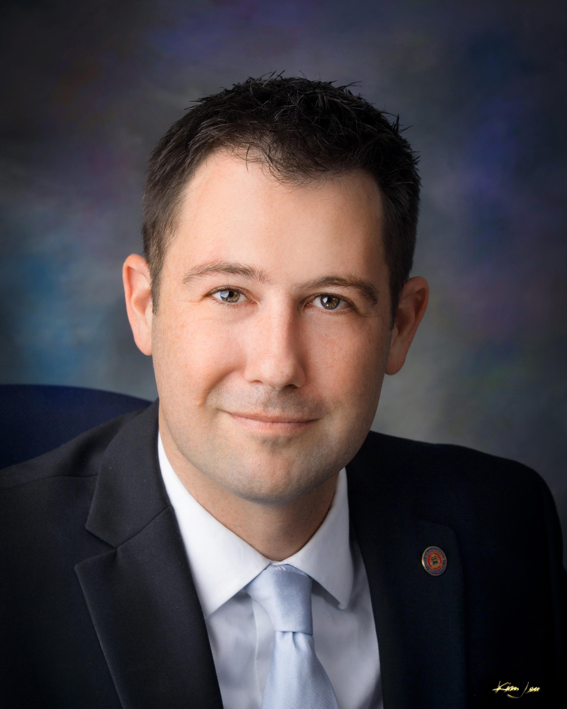 Davis official Headshot
