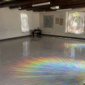 Picture of empty multipurpose room available to rent