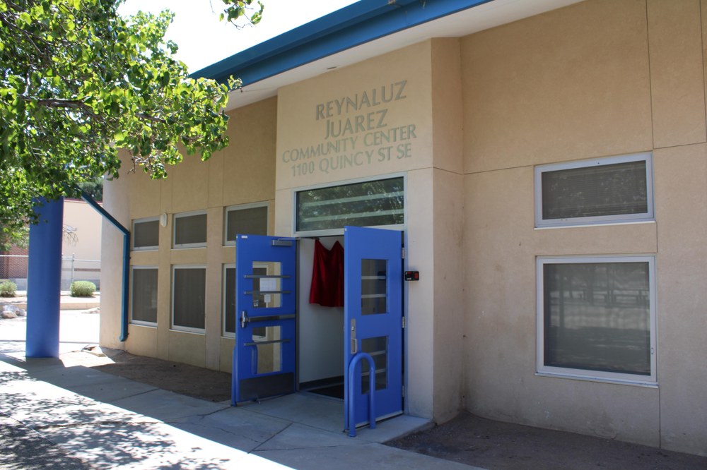 Reynaluz Entrance