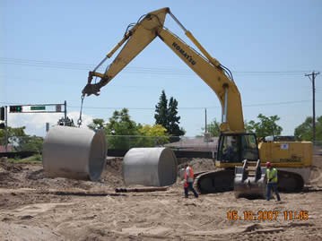 Tingley Park Laying Down Giant Drain Pipes 