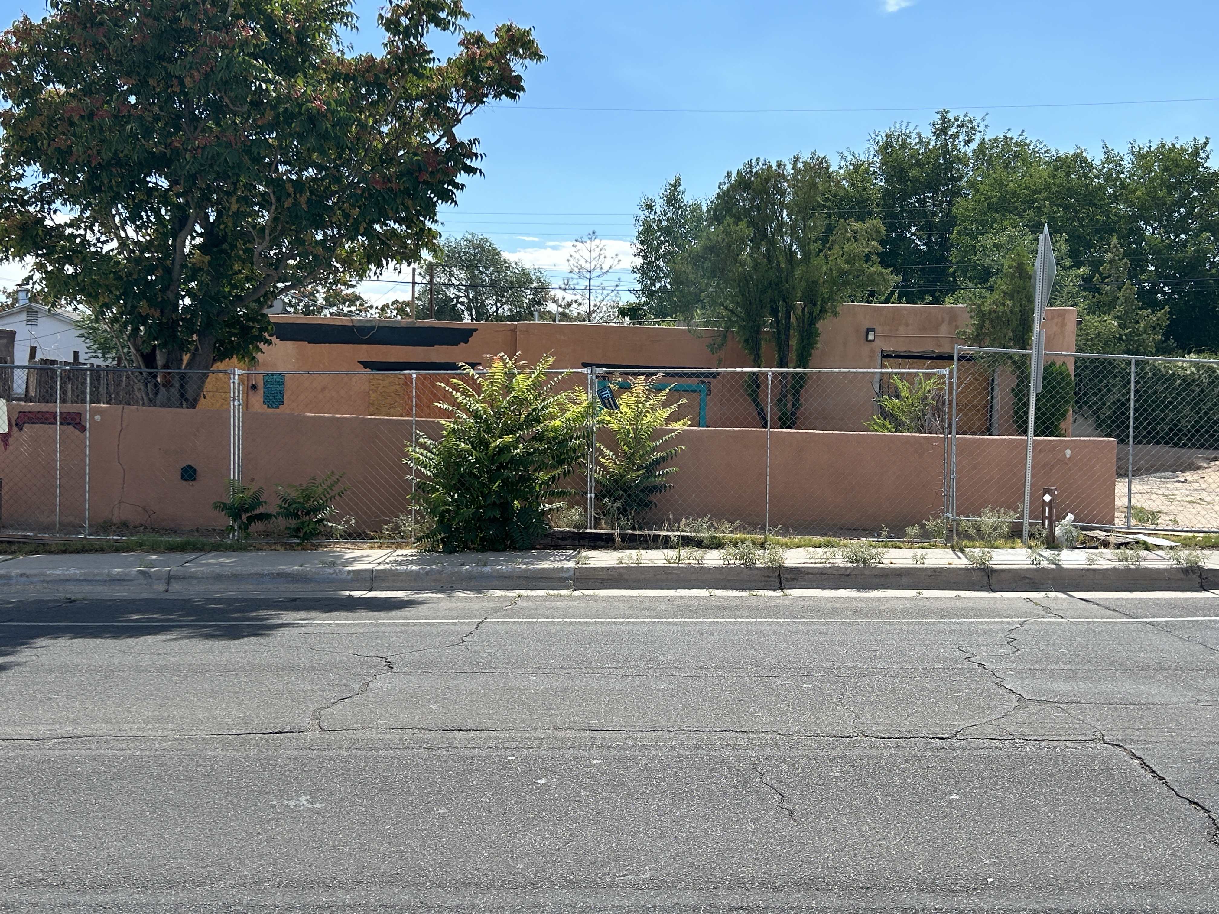 117 Yucca Dr. NW