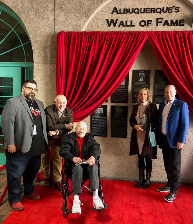 Connie Alexander-Group Shot at Plaque